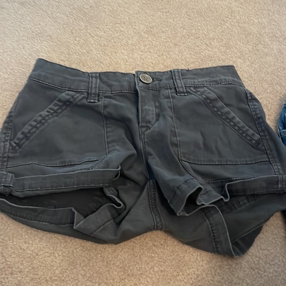 6pairs of jean shorts so cute - Picture 8 of 8